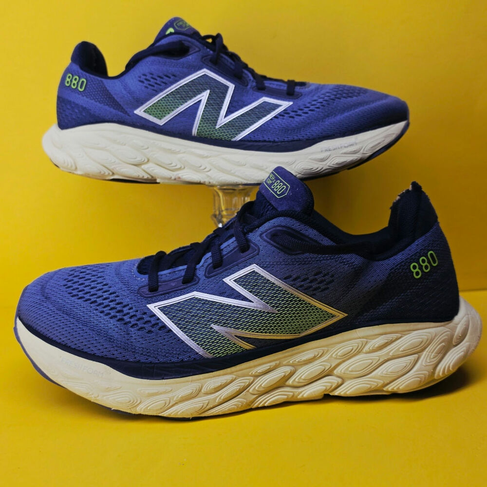 New Balance Women 10.5 Comfy footwear